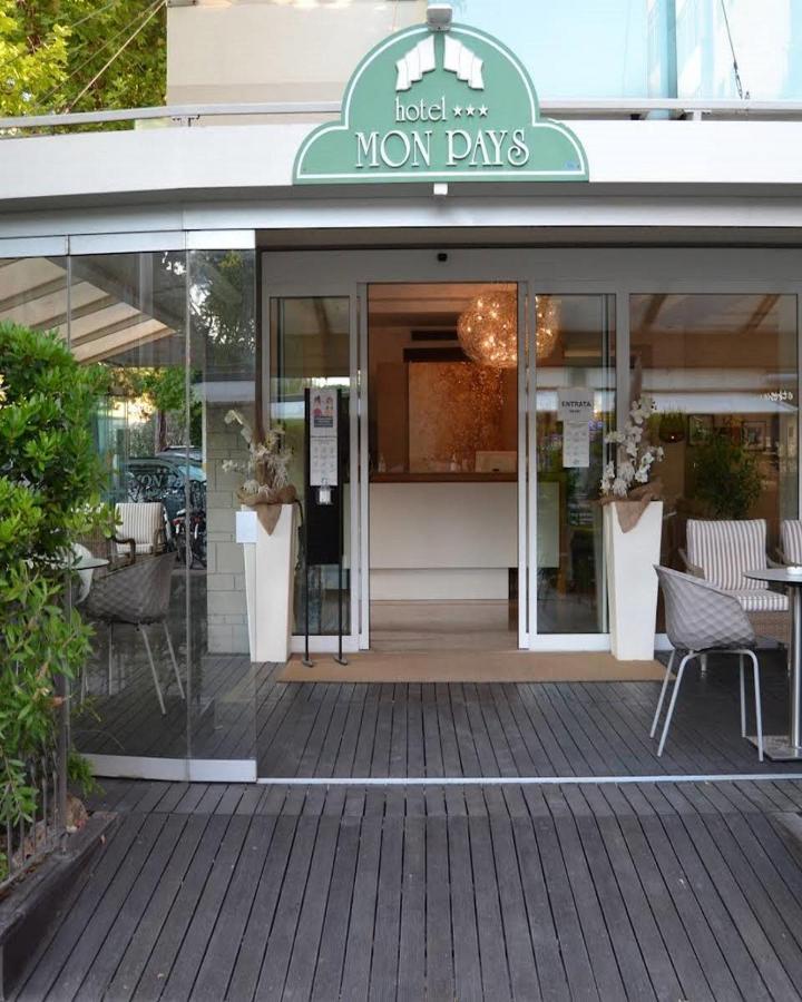 Hotel Mon Pays Riccione Exterior foto